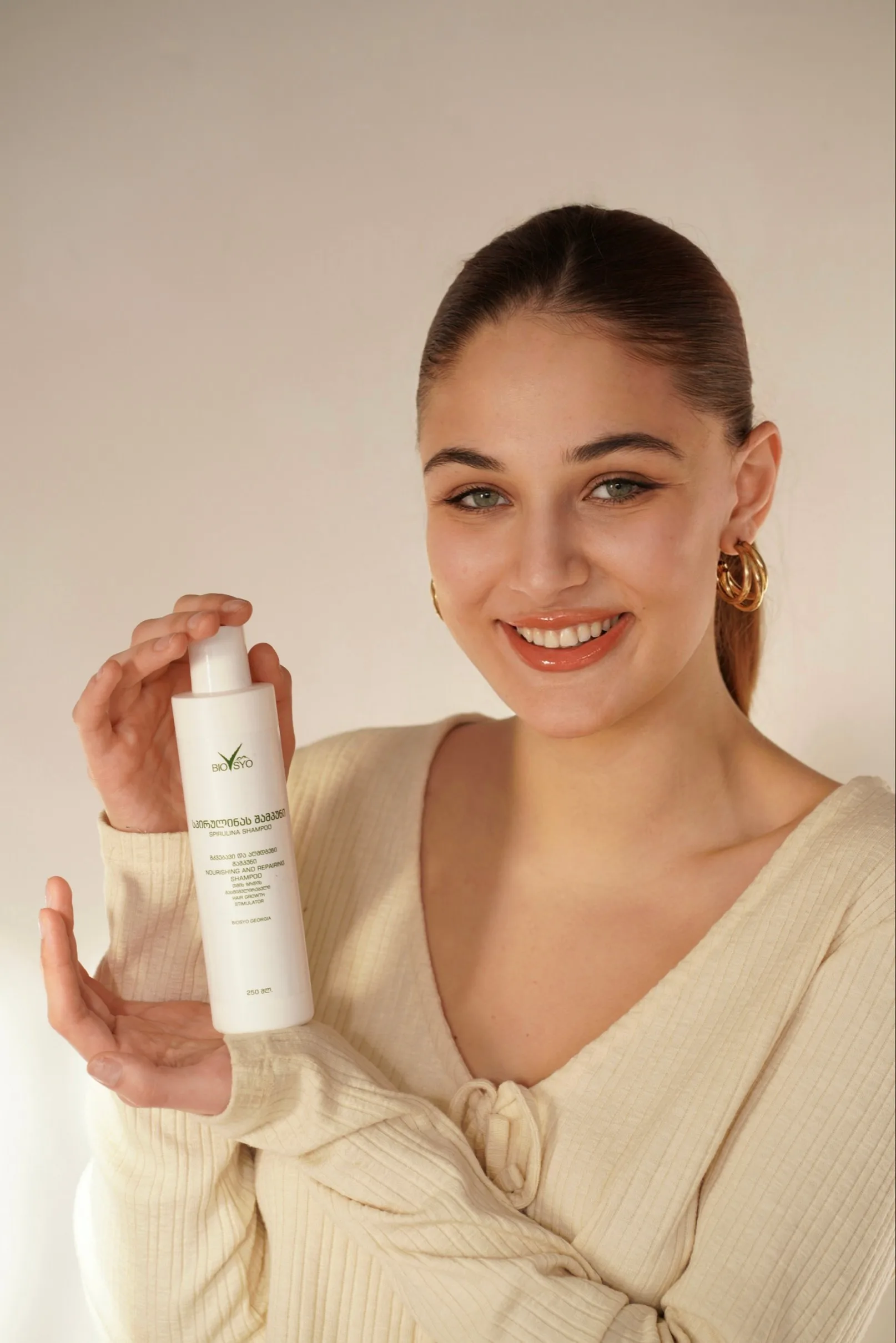 Biosyo hair restoring spirulina shampoo - Image 2